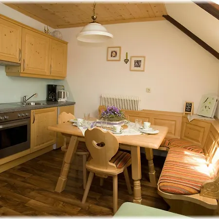 Bed & Breakfast Hauslhof *