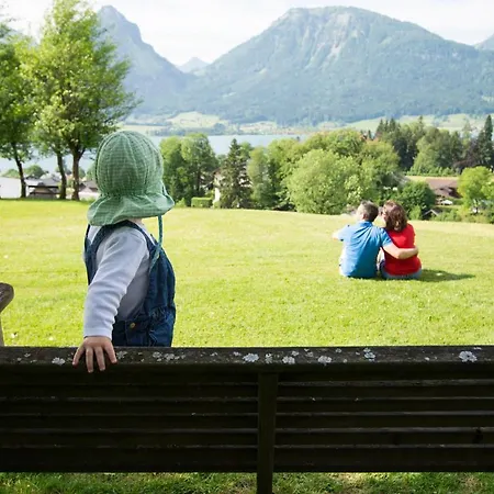 Hauslhof Bed & Breakfast *