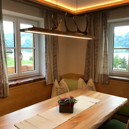 فندق مبيت وإفطار Hauslhof
