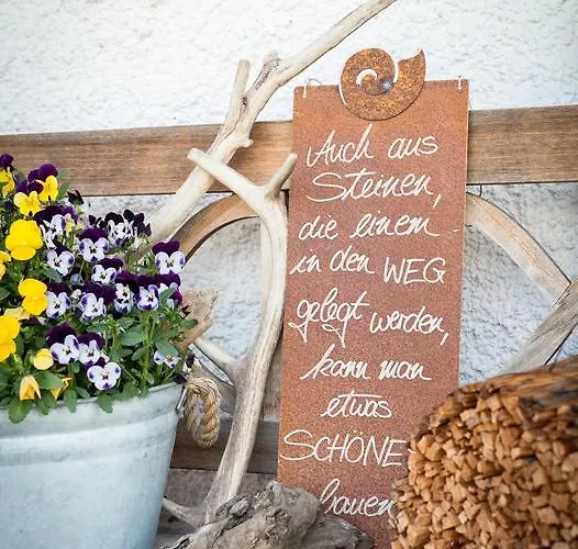 Hauslhof Bed and Breakfast *